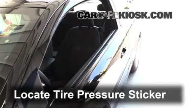 2007 Pontiac G5 2.2L 4 Cyl. Pneus et roues Vérifier la pression des pneus